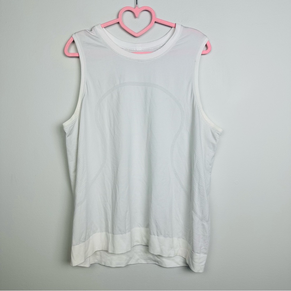 Lululemon Athletica White Swiftly Breathe Muscle Tank Size 14